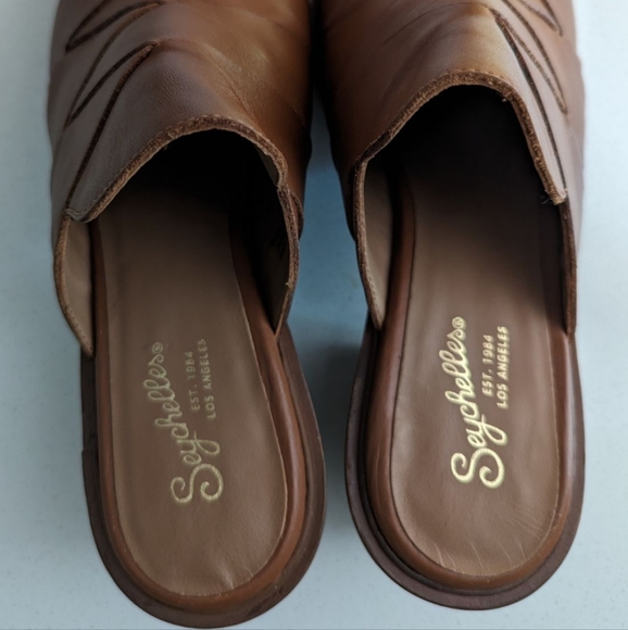 Anthropology shoes - Picture 3 of 5